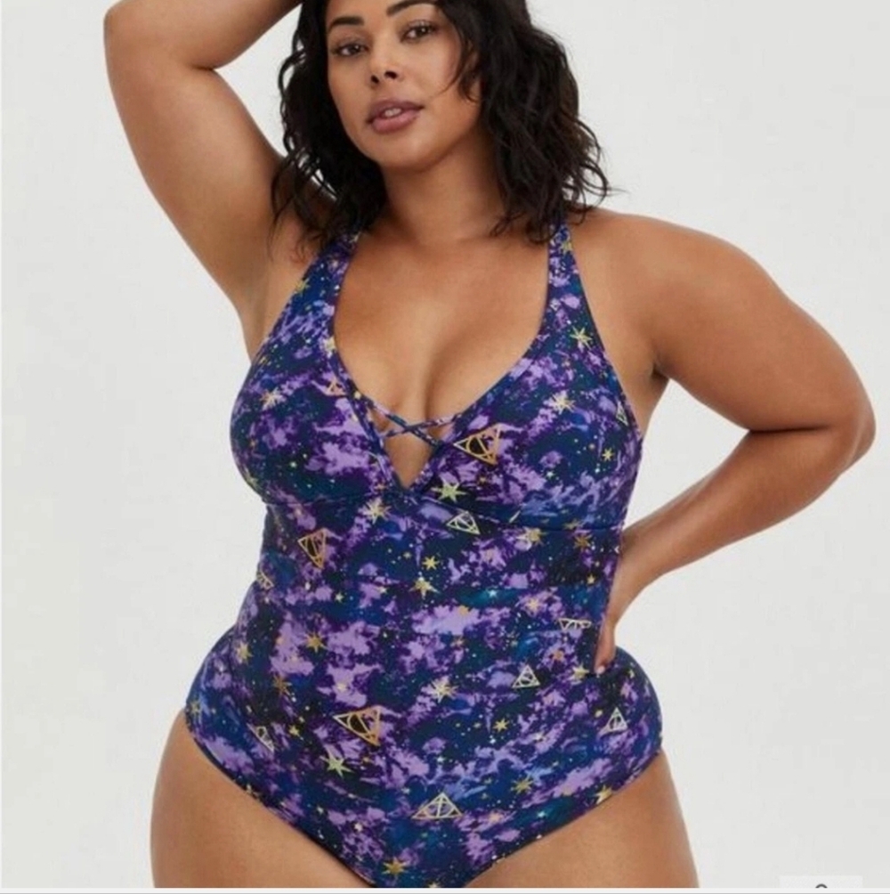 Torrid Harry Potter Swimsuit Size 1X Galaxy One Piece Purple Gold Strappy $109